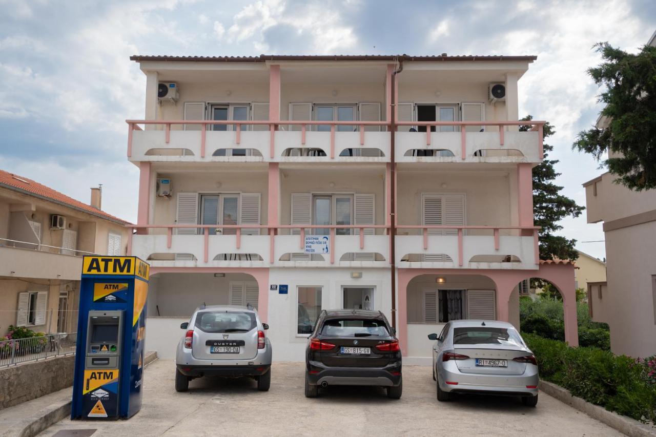 Apartmani Vidusin Novalja Exterior photo