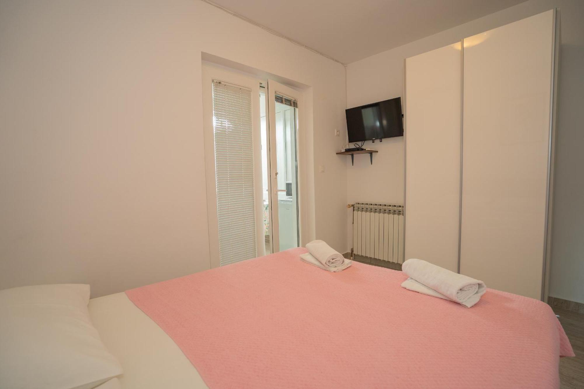 Apartmani Vidusin Novalja Exterior photo