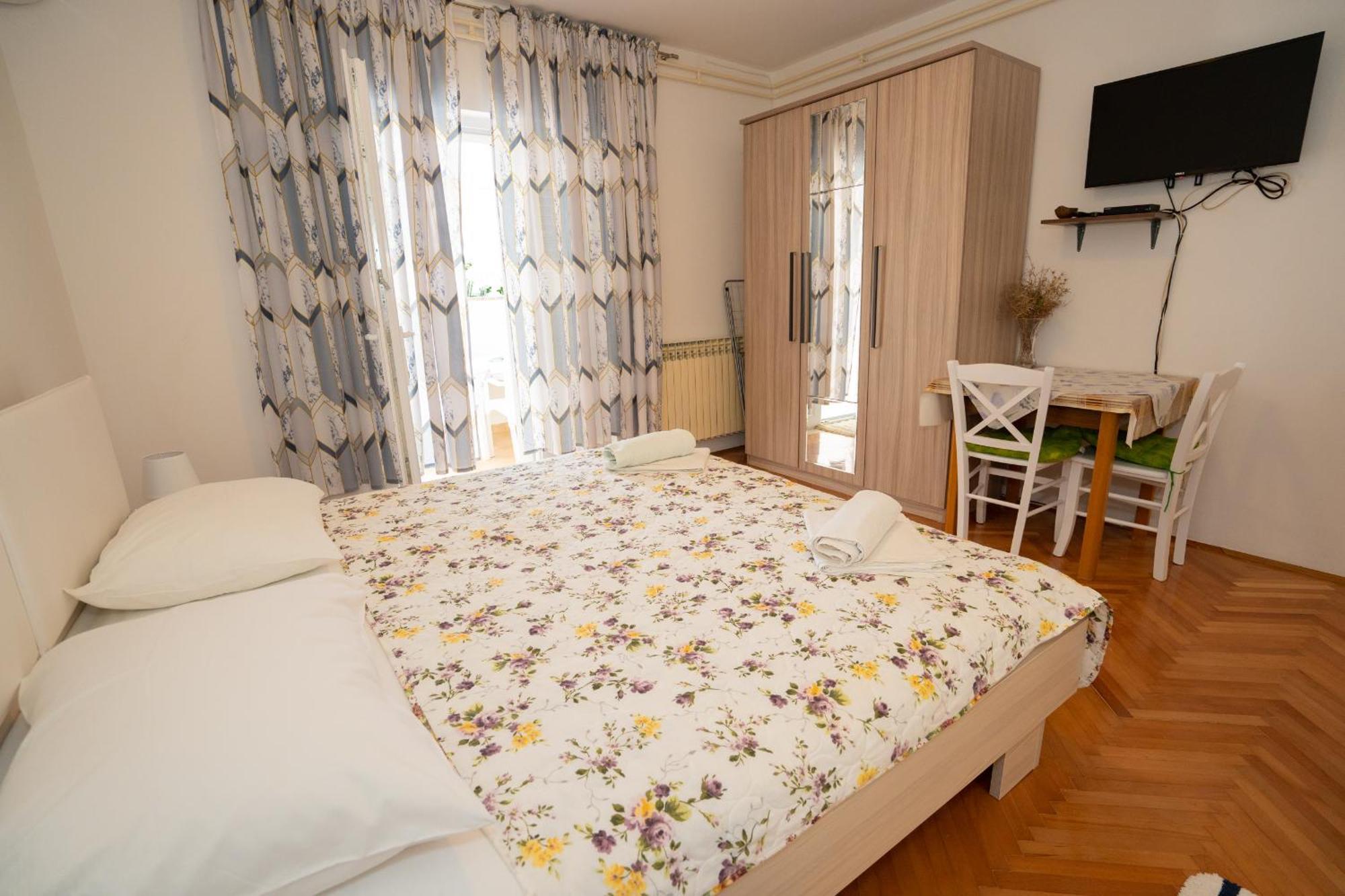 Apartmani Vidusin Novalja Exterior photo