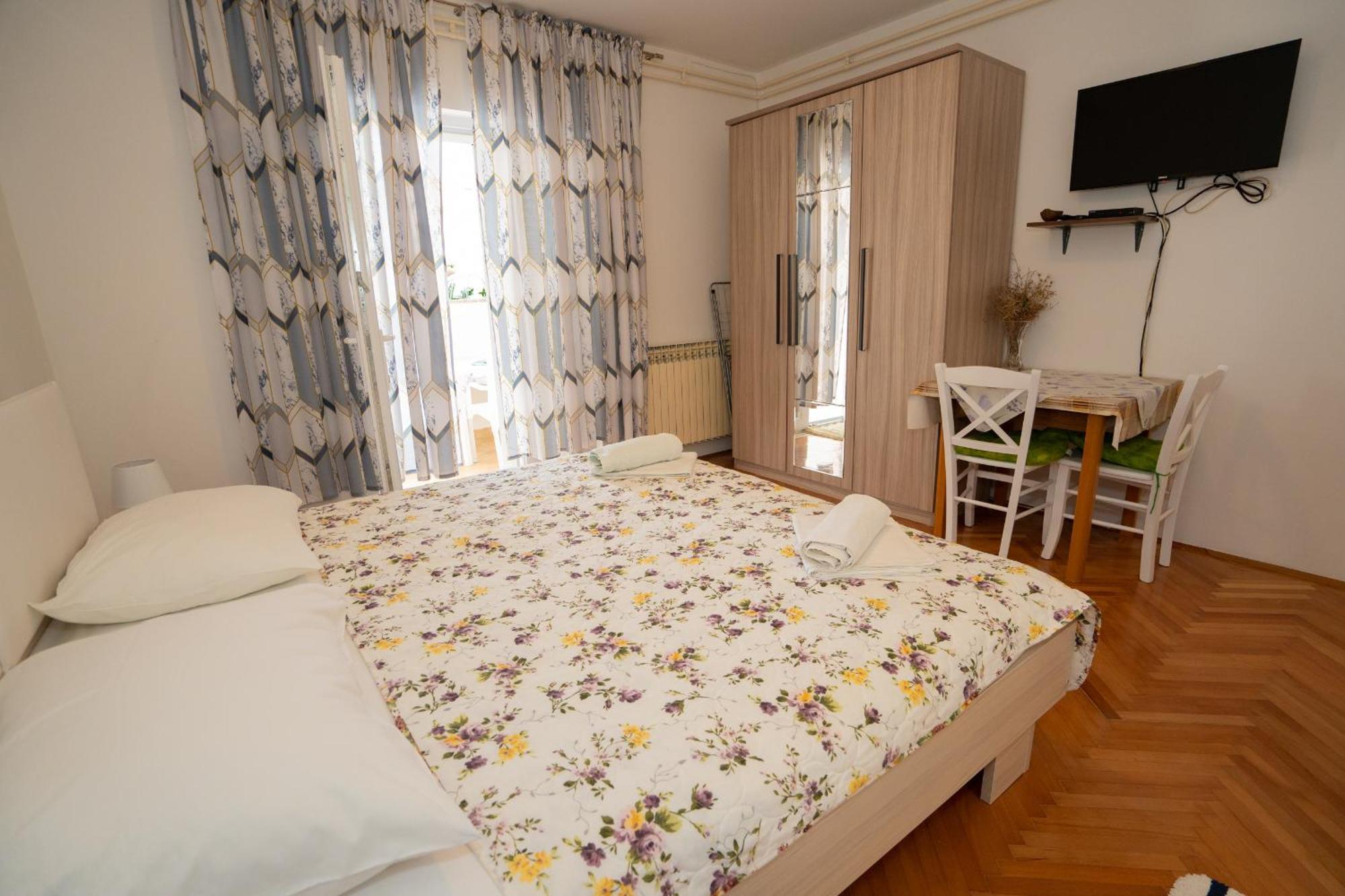 Apartmani Vidusin Novalja Exterior photo